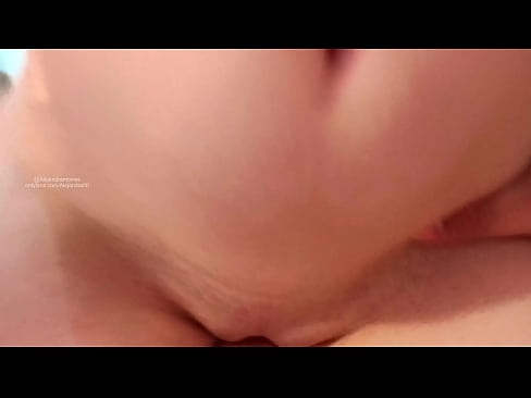 ❤️ Aniga oo hurda qolka walaashay sidaas ayaan ku toosay ☑ Porno Guri ﹏