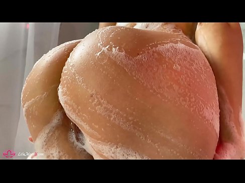 ❤️ Brunette siigaysa malax leh gariir ilaa kacsi daran qubeyska dhexdiisa ☑ Porno Guri ﹏